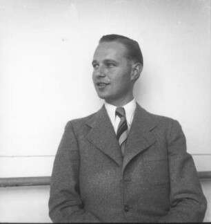 Porträt Franz Grasser, aufgenommen auf einem Passagierschiff