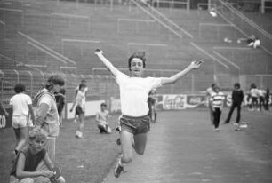 Leichtathletik-Kreisausscheidungen im Rahmen der Aktion "Jugend trainiert für Olympia" im Wildparkstadion