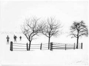 Schneelandschaft mit Skifahrern (Altersgruppe bis 14)