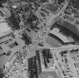 Einmündung der Hainstraße und der Großen Fleischergasse in den Brühl (Hainspitze) in Leipzig : Blickrichtung Südosten