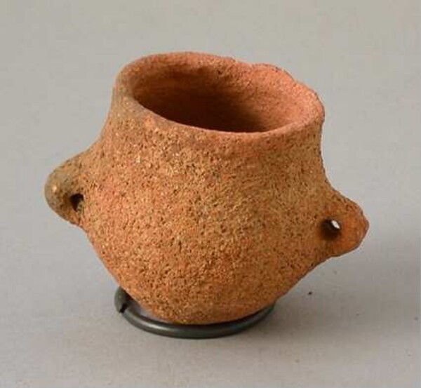 Clay vessel