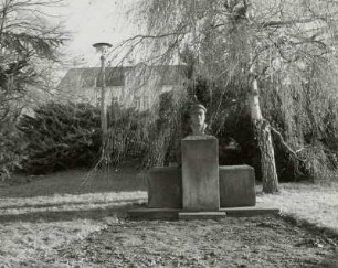 Denkmal für Ernst Thälmann (1886-1944; Politiker)