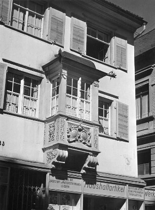Rorschach. Wohnhaus (1701/1800?). Erker