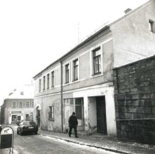Reichenbach (Vogtland), Lange Gasse 10. Wohnhaus mit Ladeneinbau (nach 1830). Straßenansicht