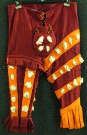 Hose - Kleidung eines Landsknechts, Nachbildung (Oberteil, Hose, Hemd, Paar Strümpfe, Paar Schuhe, Hut)