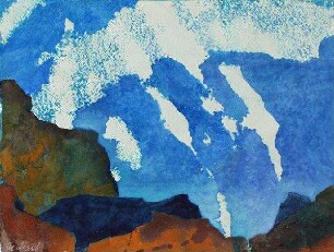 Gebirge und Wolken
