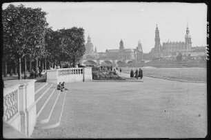 Dresden. Blick vom Dr.-Rudolf-Friedrichs-Ufer