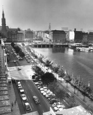 Hamburg-Neustadt. Blick auf den Ballindamm Richtung Reesendammbrücke und Jungfernstieg