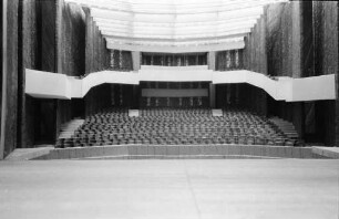 Wettbewerb um den Neubau des Badischen Staatstheaters.