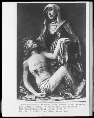 Hochaltar: Teilansicht Mittelschrein: Pietà