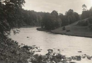 Mittelsächsisches Bergland. Blick von unterhalb der Lauenhainer Mühle aufwärts (jetzt vom Stausee Kriebstein überflutet)