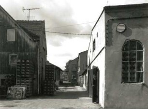 Großröhrsdorf, Ungerstraße 6. Wohnhaus, Fabrikgebäude