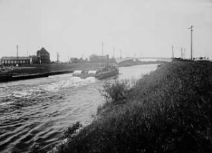 Kraftwerk und Oberkanal der Schleuse Dörverden/Weser