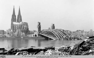 Köln, Dom mit zerstörter Hohenzollernbrücke