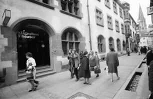 Freiburg: Wallgrabentheater mit Eisenbahnstraße und Münster