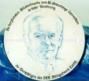 Teller mit Bildnis von Wilhelm Pieck