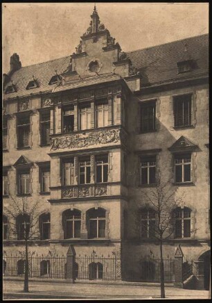 Wohnhaus, Berlin: Ansicht eines Wohngebäudes in der Lessingstr./Flensburger Str.