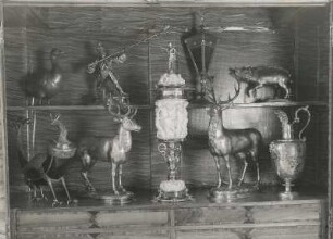 Schloss Moritzburg. Trinkgefäße (Willkomm) aus der Zeit August des Starken