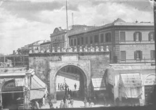 Porte de France : Das alte und neue Porte de France in Tunis