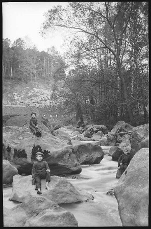 Burgstädt. Umgebung im Chemnitztal (Riesentöpfe)