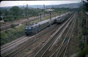 Kornwestheim Lok 1110 204 D UIC-X-Wagen Lok 140 054 E 3728 Bnb-Wagen