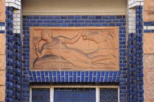 Terrakottareliefs — Triton und Hippokamp