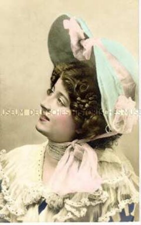 Postkarte mit Frauenbild