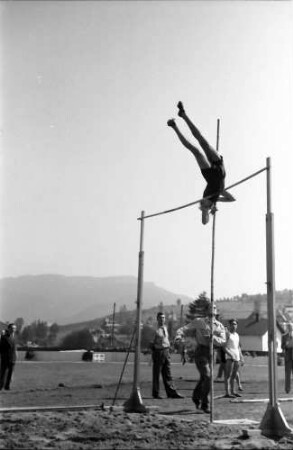 Predal: Rumänische Leichtathletik-Meisterschaften, Stabhochsprung