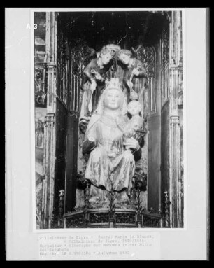 Hochaltar, Detail, Mittelgeschoss: Madonna
