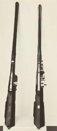 Zwei Büchsen