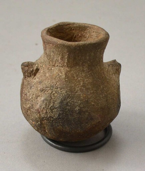 Clay vessel