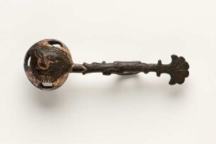 Riemenhalter eines Pferdezaumzeugs, Fundort Köngen, 12. Jahrhundert