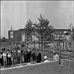 Planetenring, Planetenring, Realschule Garbsen/Caroline-Herschel-Realschule, Grundsteinlegung am 18. Juni