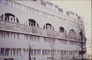 Berlin, Spandauer Damm, von Johann Gottfried Schadow geschaffenes Münzfries.