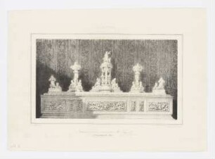 Surtout en porcelaine composée par M. Fragonard