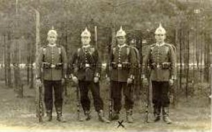 Soldaten auf dem Truppenübungsplatz Königsbrück/Sachsen