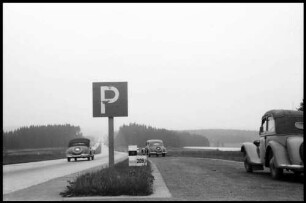 Triptis: Autobahn mit Parkplatz, bei Triptis
