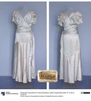 Weißes Brautkleid, später umgearbeitet