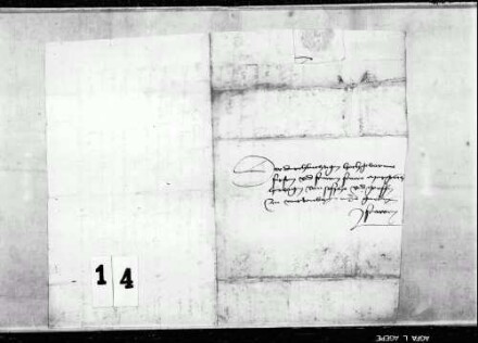 Briefwechsel der Gräfin. Darunter: Graf Ludwig 1449; Erzherzogin Mechthild 1468-79; Gräfin Barbara 1478; mit Baden 1461, 1472; Burgund 1454, 1462; Frankreich 1461; Herzog von Mailand 1473; Pfalz-Bayern 1455-78; Fürstin Jolante von Piemont 1475, 1460; Haus Savoyen 1453-74; Kloster Binsdorf 1470, 1471; Peter von Hagenbach, undat.; Schultheiß von Luzern Heinrich von Humwil 1469-72; Francois Malet 1456-65; Amtmann zu Möckmühl 1456-62; Schultheiß zu Backnang 1468-78; Dr. Heinrich Steinhöwel 1474; Graf Johann von Werdenberg 1467; Propst Ulrich Wirtemberger zu Stuttgart 1473; Komthur zu Ysenheim 1456, 1458.