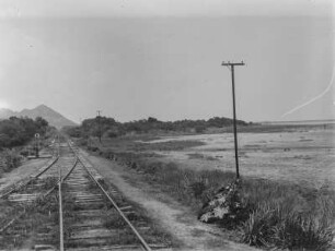 Schienenstrecke und Eisenbahnstation : Eisenbahnstation in Santa Rosa
