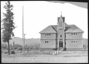 Sisson. School at Sisson, Cal.