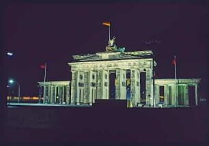 Berlin. Brandenburger Tor bei Nacht