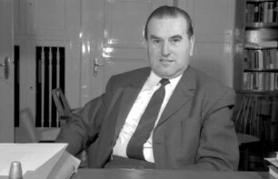 Freiburg: Wohnung, Goethestraße 69; Prof. Dr. Andreas Hillgruber