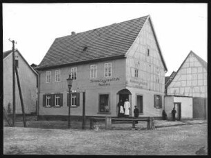 Oldisleben. Blick auf Oldisleben -Bäckerei Haase