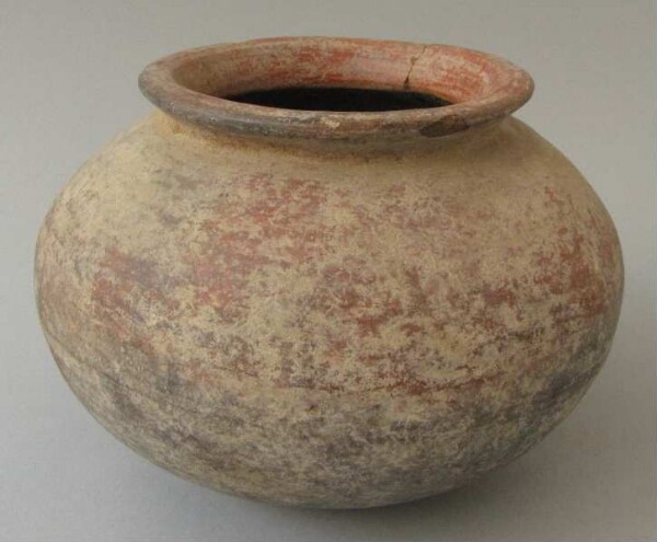 Clay vessel