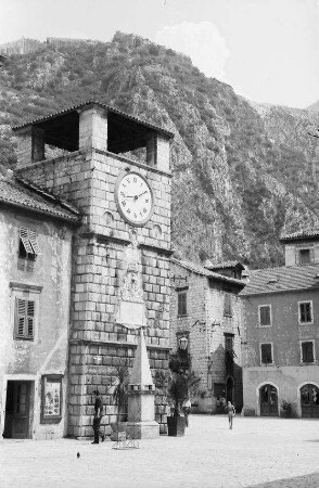Kotor, Cattaro: Uhrturm am Trg Oruzja