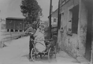 Der Lumpensammler um 1930 : Markersbach. Der Lumpensammler in der Hammerstraße