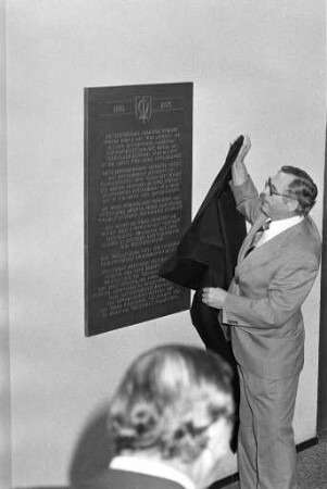 Gedenktafel zur Eingemeindung von Neureut