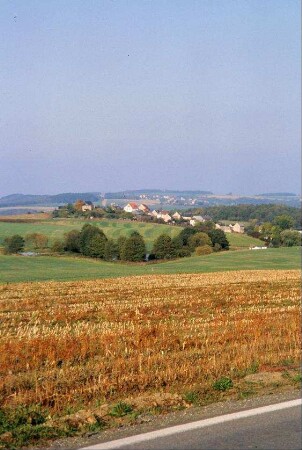 Blick zum Dorf