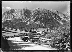 Österreich, Ramsau am Dachstein. Ortsteil mit St. Rupert am Kuhn